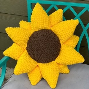 22" Crochet Sunflower Pillow PDF Pattern by Mx Domestic