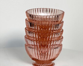 Juego de 5 cuencos de cristal rosa Queen Mary de Anchor Hocking, estilo Depression Glass, de la marca Vintage.