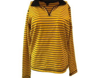 Camisa de manga larga con cremallera de un cuarto y rayas amarillas y negras con estampado de abeja de Polo Jeans Co.