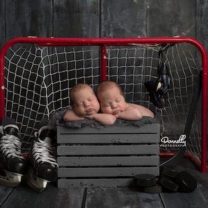Hockey newborn backdrop, Digital Backdrops (Newborn Hockey set up) Hockey for newborn with skates and stick/puck. Hockey Digital Download