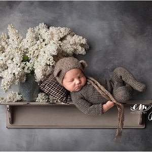 Lilac digital backdrop, Digital backdrop, Spring digital, Newborn Shelf Digital, Liliacs design on textured grey, Digital download