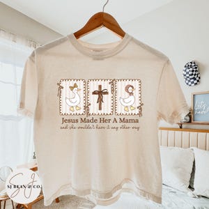 Rustic Mama Bear T-Shirt, Vintage Style Motherhood Tee, Casual Beige Women's Top with Cute Graphics, Gift for Mom