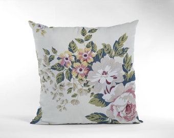 Housse de coussin florale vintage crème et rose, 16 pouces, Shabby Chic, maison de campagne