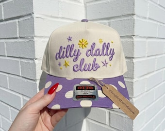 Archivo de bordado Dilly Dally Club para sombrero, diseño de gorra de verano, patrón de máquina de camionero sarcástico retro de moda, descarga instantánea PES DST JEF