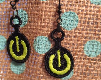 Boucles d'oreilles bouton power
