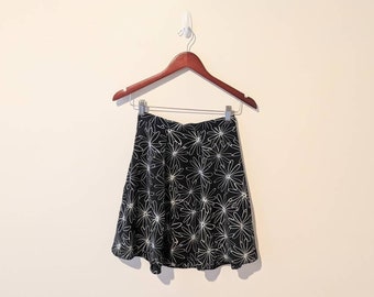 Vintage 90s Black & White Floral Skater MiniSkirt