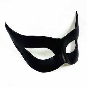 Black Leather Catwoman Mask: Handmade Cosplay Masquerade Mask