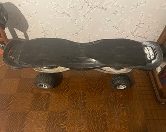 Very rare vintage skateboard hotwheels