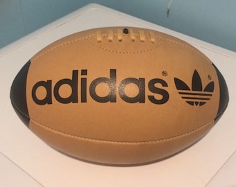 Pelota de rugby outlet adidas