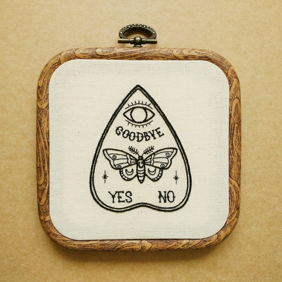 Digital PDF Pattern Ouija Planchette With Moth Butterfly - Etsy Digital PDF Pattern Ouija Planchette With Moth Butterfly - Etsy