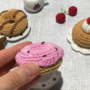 Patron dînette au crochet donut et baba au rhum pour dînette pour enfant image 7