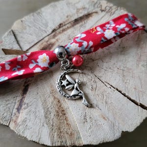 Pulsera Liberty con charm, hecha a mano