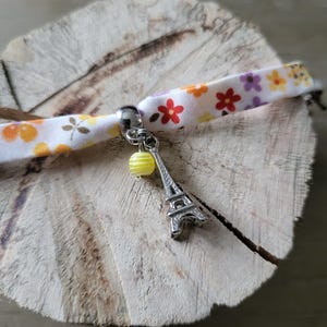 Pulsera Liberty con charms, hecha a mano