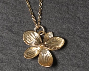 gold flower necklace