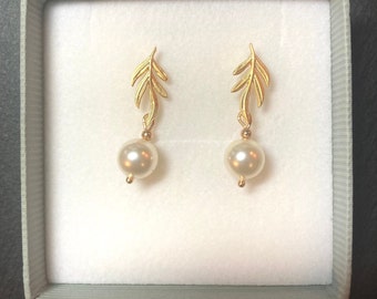 Leaf stud earrings. Gold leaf earrings. Silver leaf earrings.