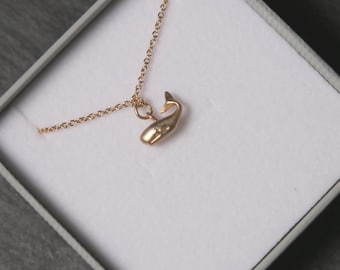 Whale necklace. Animal Necklace. Gold whale necklace. Silver Whale necklace.