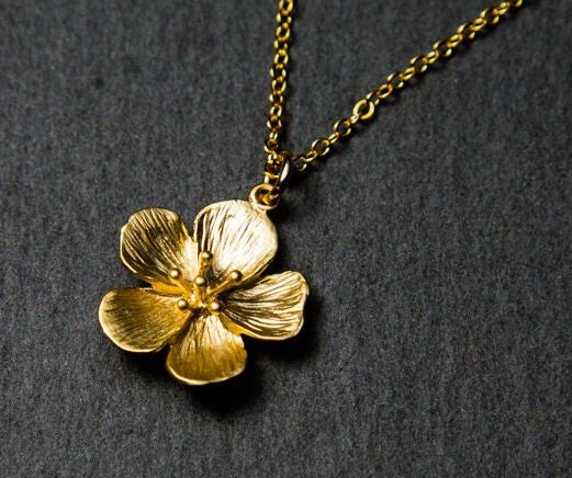 Gold Flower Necklace. Necklace in Gift Box. 