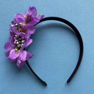 Handgefertigtes Blumenstirnband Bild 3