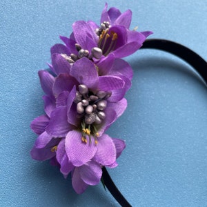 Handgefertigtes Blumenstirnband Bild 2