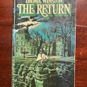 Daoma Winston The Return Avon Gothic Horror 1972 1970s Vintage Mass Market Paperback Book