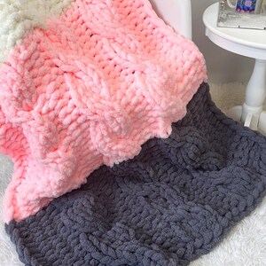 Chunky Knit Blanket,  Chenille Yarn blanket, Chunky chenille blanket, Cable pattern, Chunky knit throw, Chunky Chenille throw