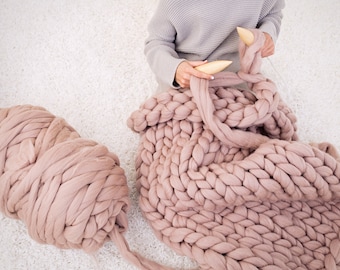 DIY KNIT Kit, KIT for Chunky knit blanket, Giant Knitting Needles & Chunky Knit Merino Yarn, Chunky Knit blanket kit, Birthday gift