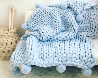Chunky Knit Merino wool blanket with pom poms, Merino wool throw, Hand knit, Wool Blanket, Merino Wool Blanket,  Gift