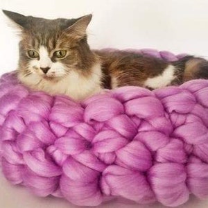 Cat Bed, FREE SHIP, Chunky Knit Cat bed, Pet bed, Pet cave, Pet Bedding, Merino Wool Cat bed, Mother's Day 画像 1