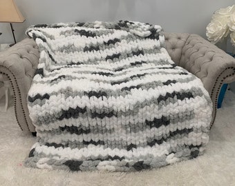 Chunky knit blanket, FREE SHIPPING, Jumbo Chenille Blanket, Chenille yarn, Hand Knit Blanket, Mother's Day Gift,  gift