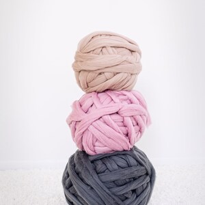 Chunky Knit Yarn, FREE SHIPPING, Merino wool, Hand knitting, Super Chunky Yarn, Giant Knit Yarn,Super Bulky Yarn, Arm Knit image 6