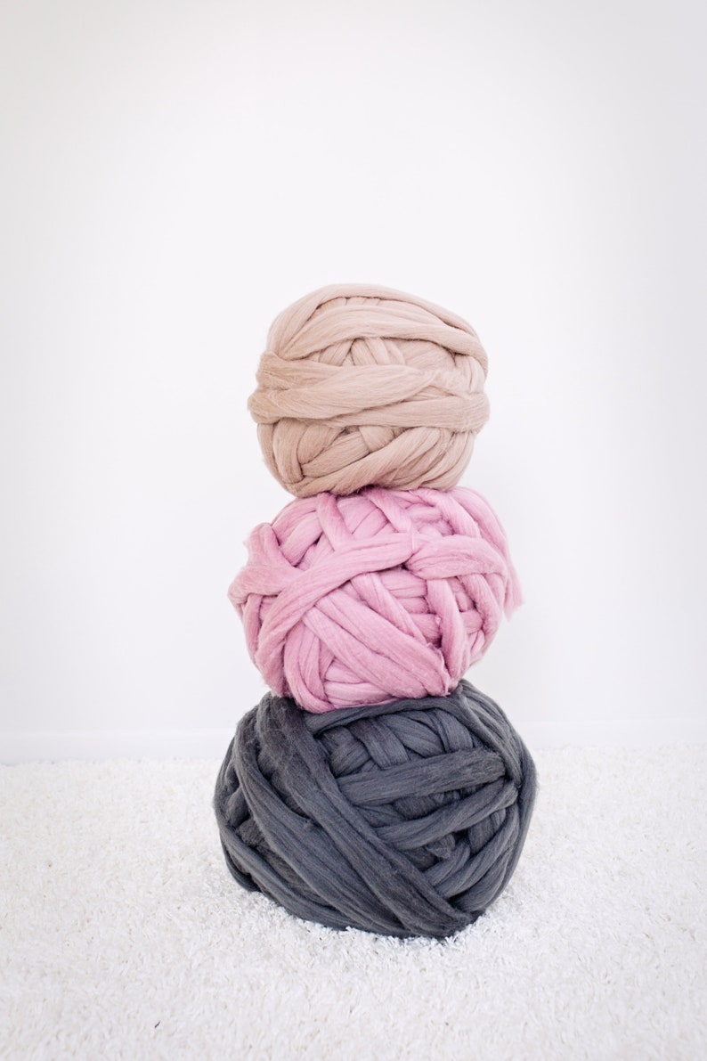 Chunky Knit Yarn, FREE SHIPPING, Merino wool, Hand knitting, Super Chunky Yarn, Giant Knit Yarn,Super Bulky Yarn, Arm Knit image 6