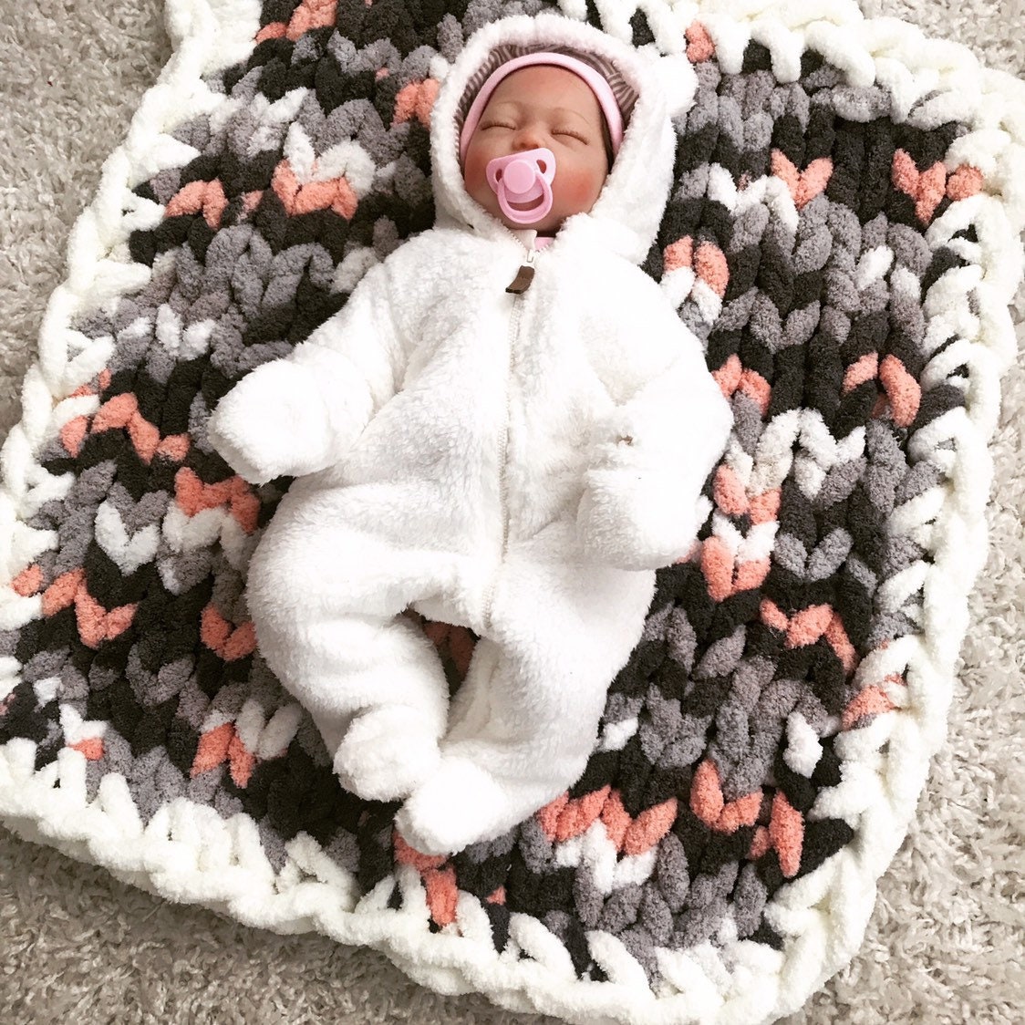 Chunky Knit Blanket Chenille Yarn blanket Chunky chenille ...