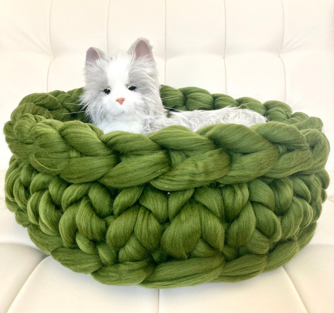 Cat Bed Knitted Chunky Cat Bed Basket Pet Bed Pet Cave Pet Etsy