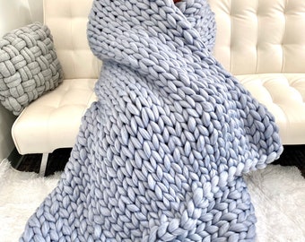 Chunky Knit Vegan Yarn Blanket, Super Bulky Throw