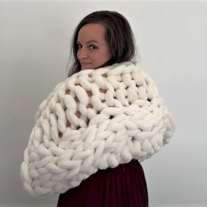 Shrug, Bolero, Cape, Wrap,, jacket, shoulder warmer, wedding, Birthday gift, Mothers Day gift image 3