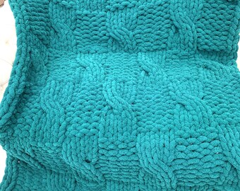 Chunky Knit Blanket, Chunky Chenille blanket, Basketweave with Cable, Knitted Blanket, Hand knit, Cable knit throw, Mother's Day gift