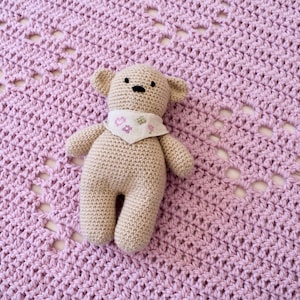 Crochet Heart Blanket Written Pattern - Cute Crochet Heart Baby Blanket Pattern (Any Size)