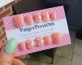 Simple But Cute - Set of 10 Short or Medium Length Round Coffin Stiletto Square Oval Gel False Nails - PaigesPressOns