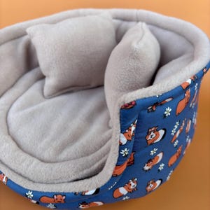 LARGE daisy guinea pigs cuddle cup. Guinea pig sofa bed.