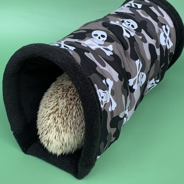 Camo skulls stay open tunnel. Padded fleece tunnel. Tube. Padded tunnel for hedgehogs, rats and small pets. Small pet cosy tunnel.