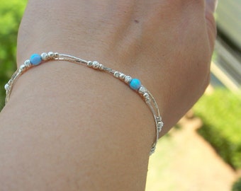 Opal Armband, Opal Perlen Armband, minimal Armband, Opal Gold Armband, winziges Opal Armband, Perlen Armband, Opal Schmuck