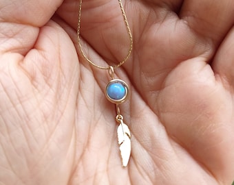Feather Necklace / Simple gold necklace / Gold Filled Chain / Gift For Her / Feather Jewelry / opal feather necklace