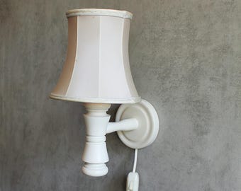 Vintage grenen schans, Zweedse schans met kap, nieuwstaat Deense wandlamp in landelijke stijl van massief grenen, vintage Deens design,