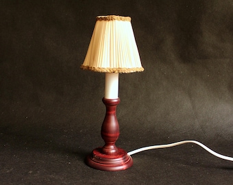 Vintage Tischlampe aus Kiefernholz: Holz Nachttischlampe, 1970er Jahre