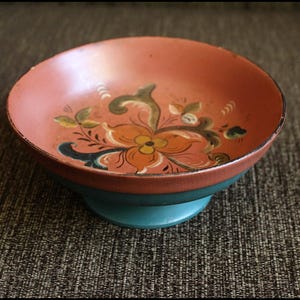 Vintage Painted Wooden Bowl, Folk Art Style handmade Norwegian wooden bowl,Norwegian folk art bowl, Norwegian folk art  home decor