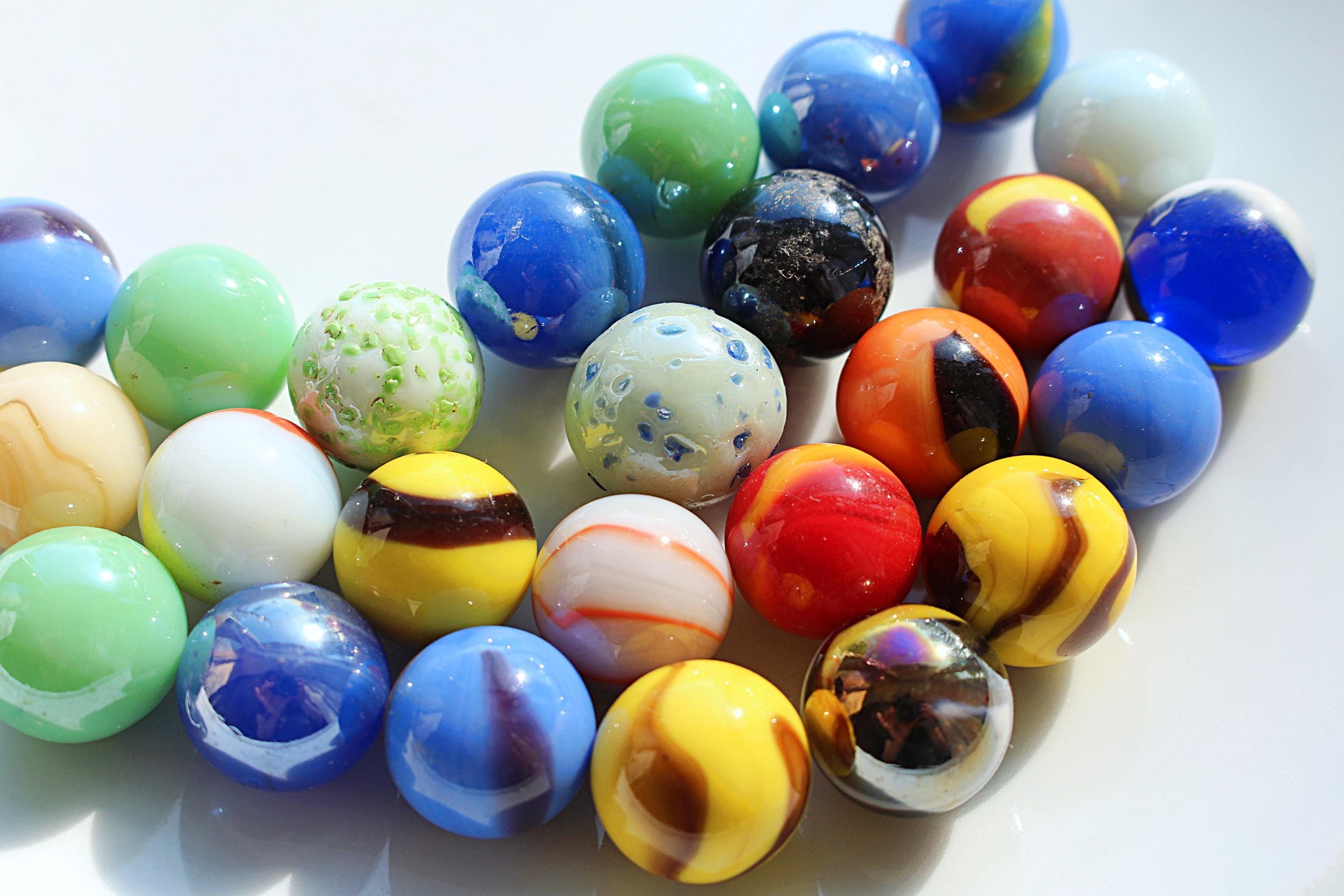 Sotiff Glasmurmeln Katzenaugen, 1,4 Cm, 1000 Stück – Bunt, Für Spiele & Deko