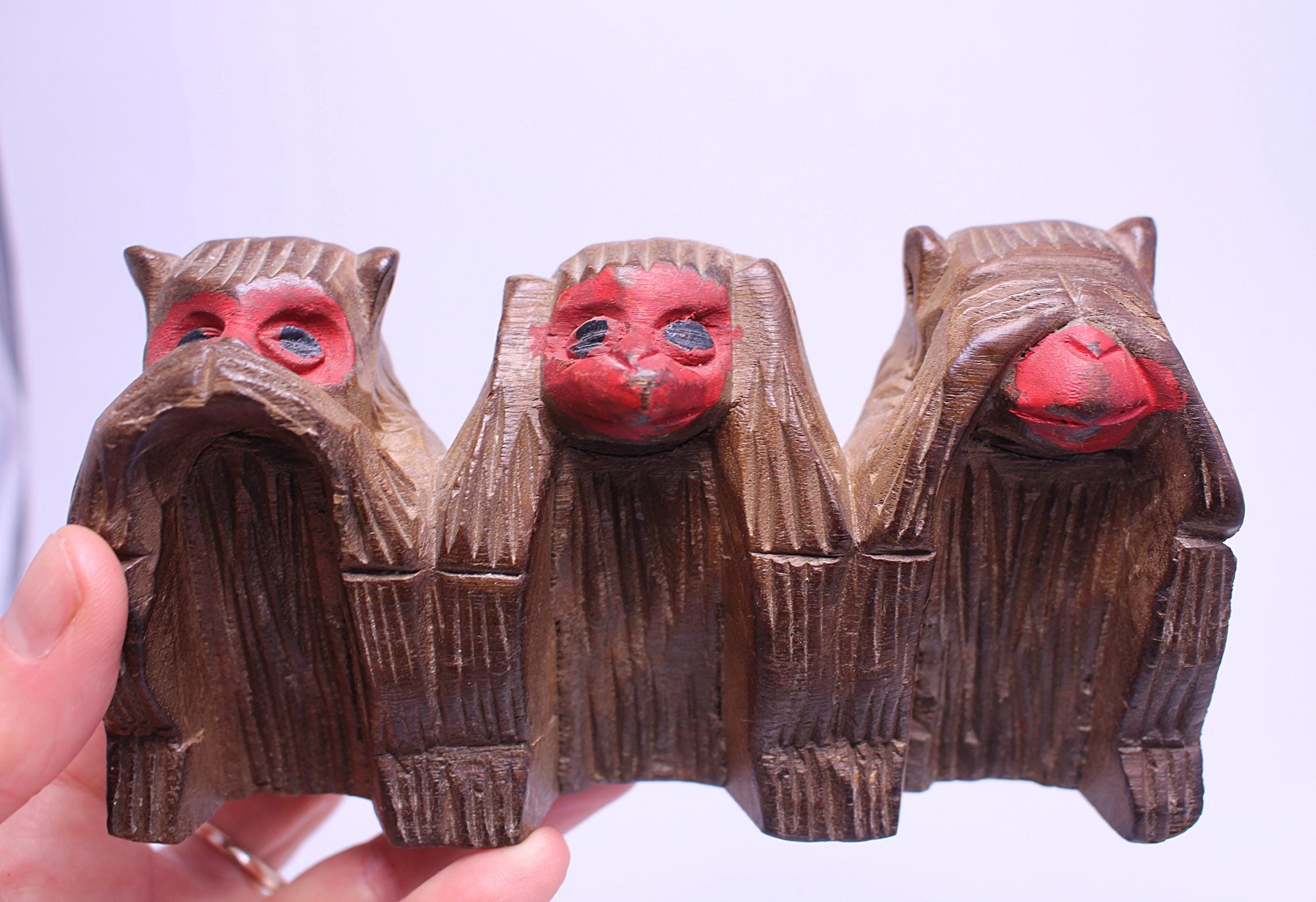 ヴィンテージの三猿の木彫像 - Etsy 日本
