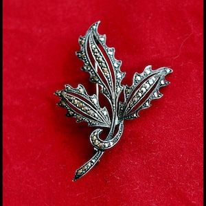 vintage sterling marcasite pin brooch,Silver marcasite brooch,vintage brooch,marcasite broovh,Elegant Vintage Marcasite Brooch,Women Jewelry