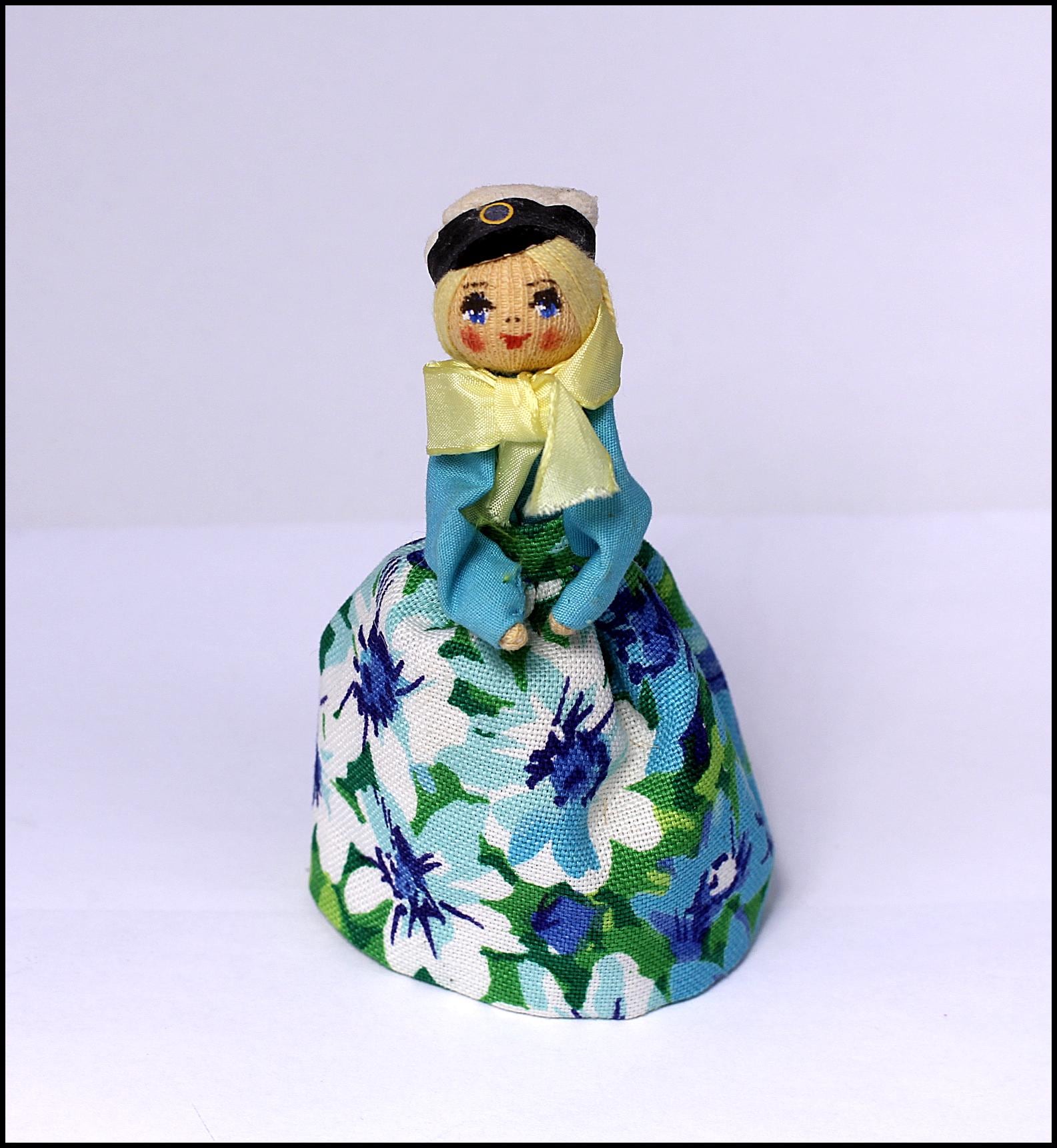 ヴィンテージ シャーロット・ワイブル スウェーデン人形：手作りの