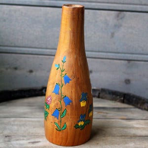 Vintage carved wooden vase with floral pattern,Turned Wood Vase,Vintage Wood Carved Vase,Rustic wooden vases,Hand made from single piece